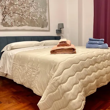 Апартаменти Glam House Calefati 103 *