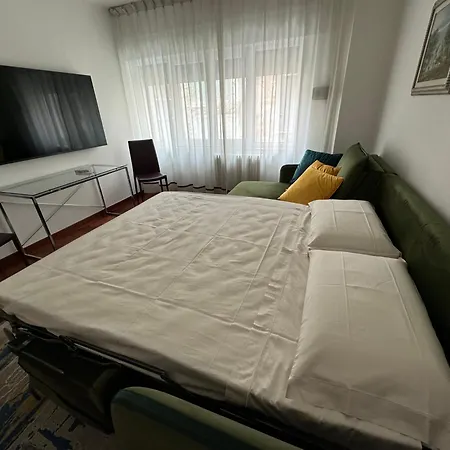 Glam House Calefati 103