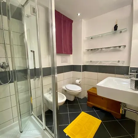 Glam House Calefati 103