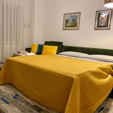 Glam House Calefati 103 * Bari