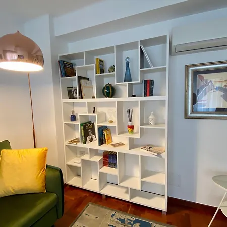 Glam House Calefati 103 * Bari